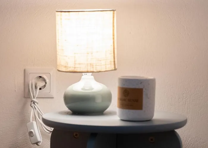 Nueve Village There's No Place Like בית נופש *