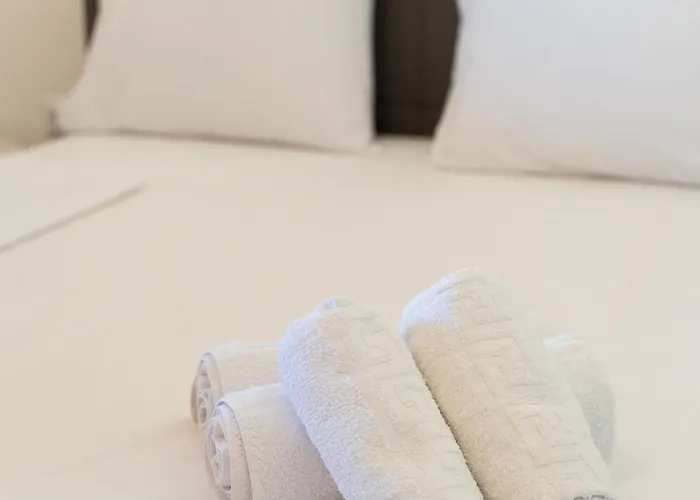 בית נופש Nueve Village There's No Place Like ברתולומיאו