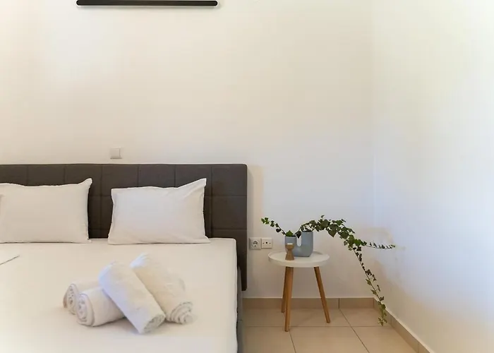 בית נופש Nueve Village There's No Place Like *